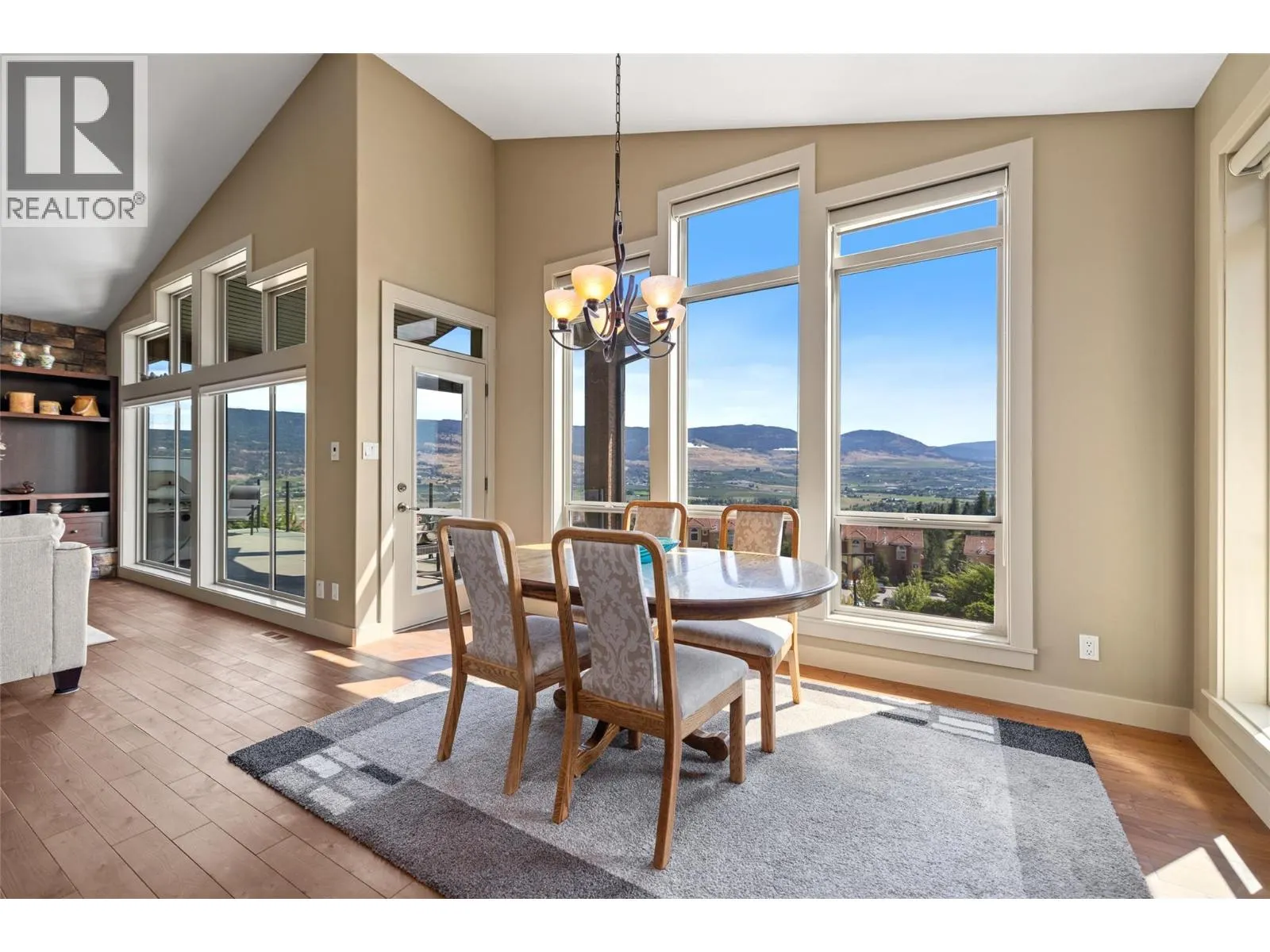 1714 Capistrano Peaks Crescent