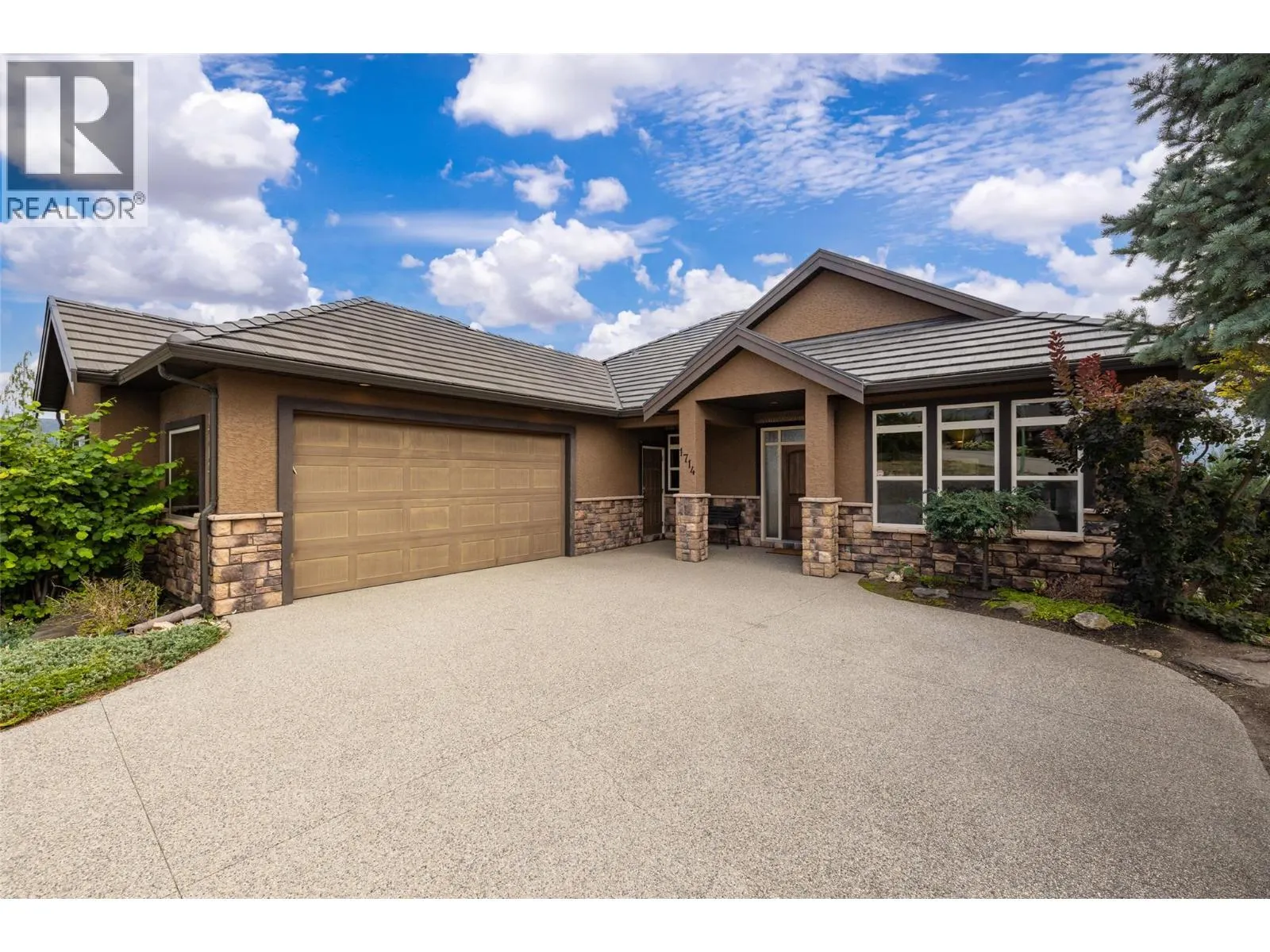 1714 Capistrano Peaks Crescent