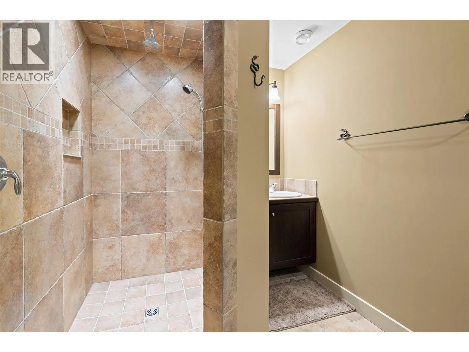 1714 Capistrano Peaks Crescent