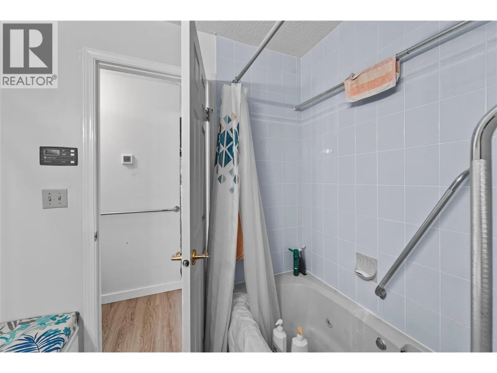 338 NICOLA Street Unit# 108