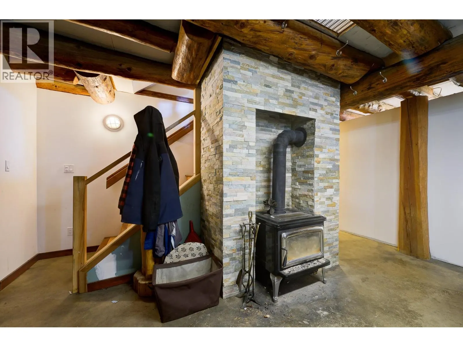 1951 HEFFLEY-LOUIS CREEK Road