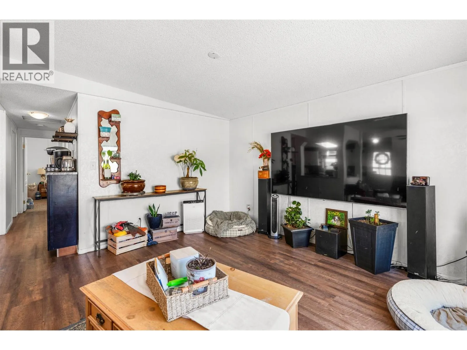 15401 Kalamalka Lake Road Unit# 210