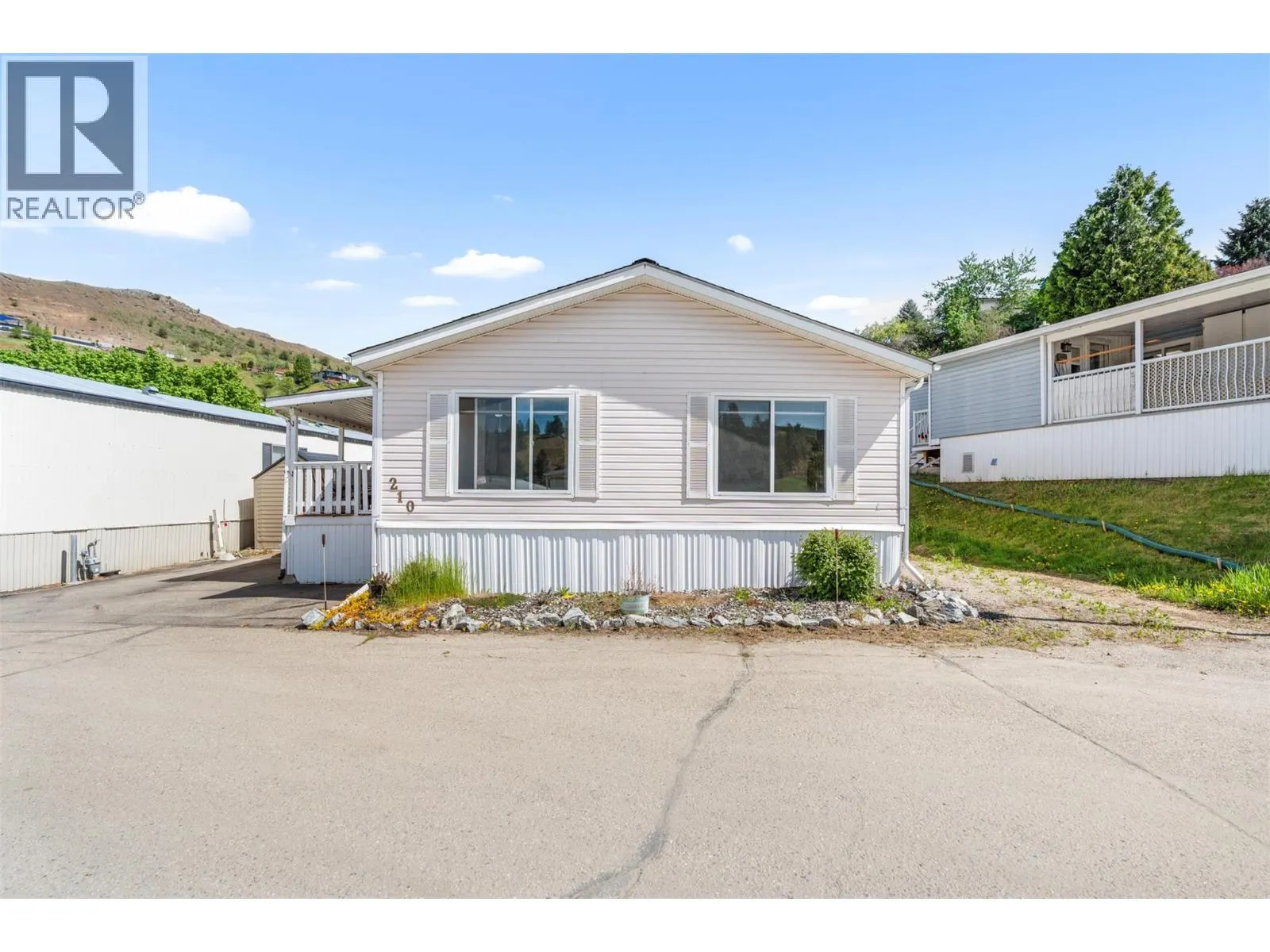 15401 Kalamalka Lake Road Unit# 210