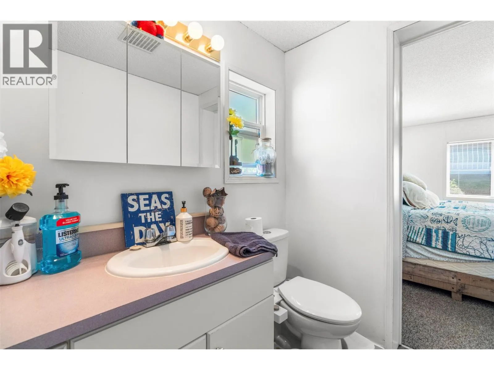 15401 Kalamalka Lake Road Unit# 210