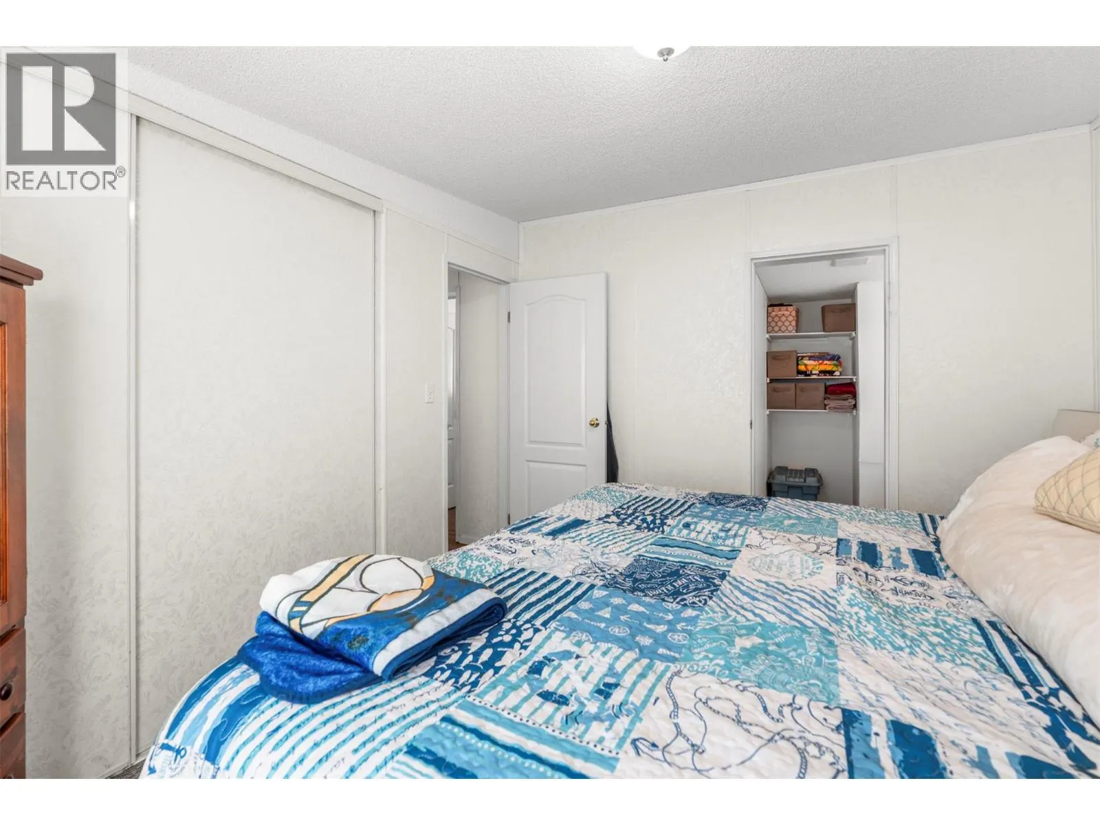 15401 Kalamalka Lake Road Unit# 210