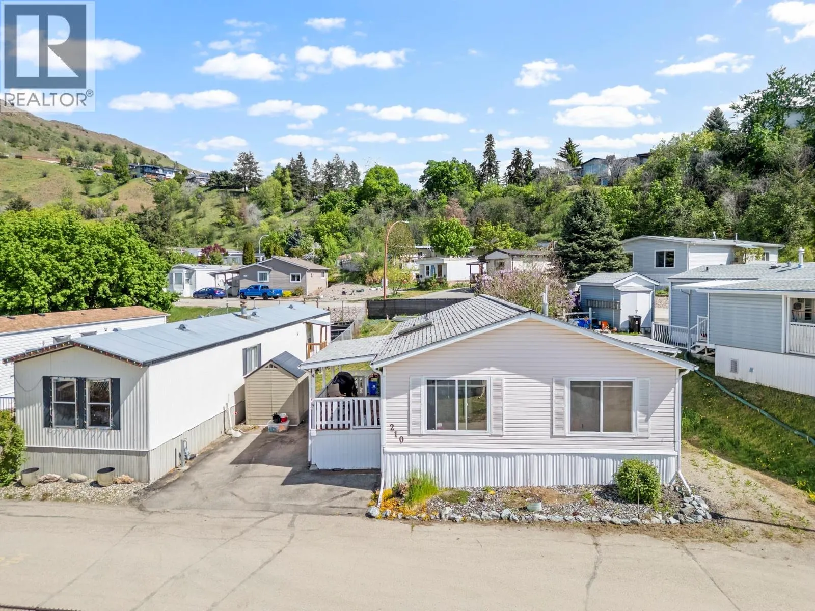 15401 Kalamalka Lake Road Unit# 210