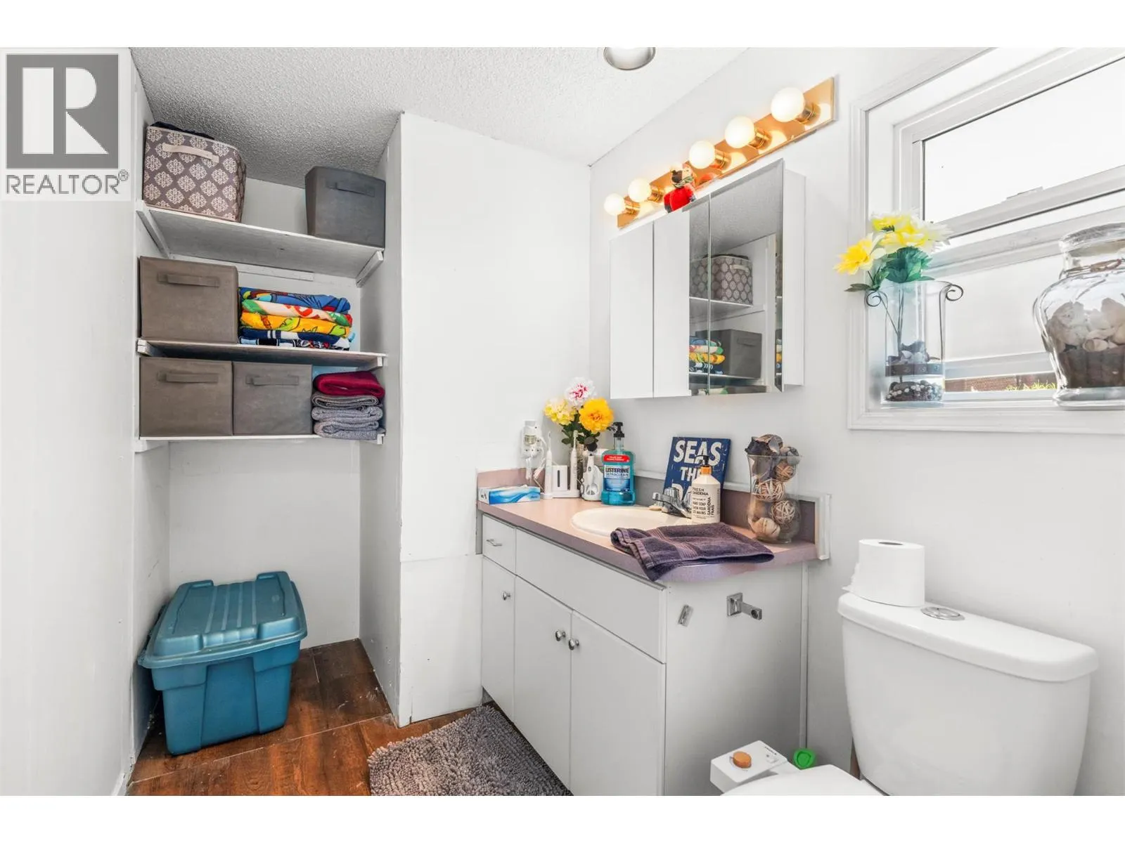 15401 Kalamalka Lake Road Unit# 210