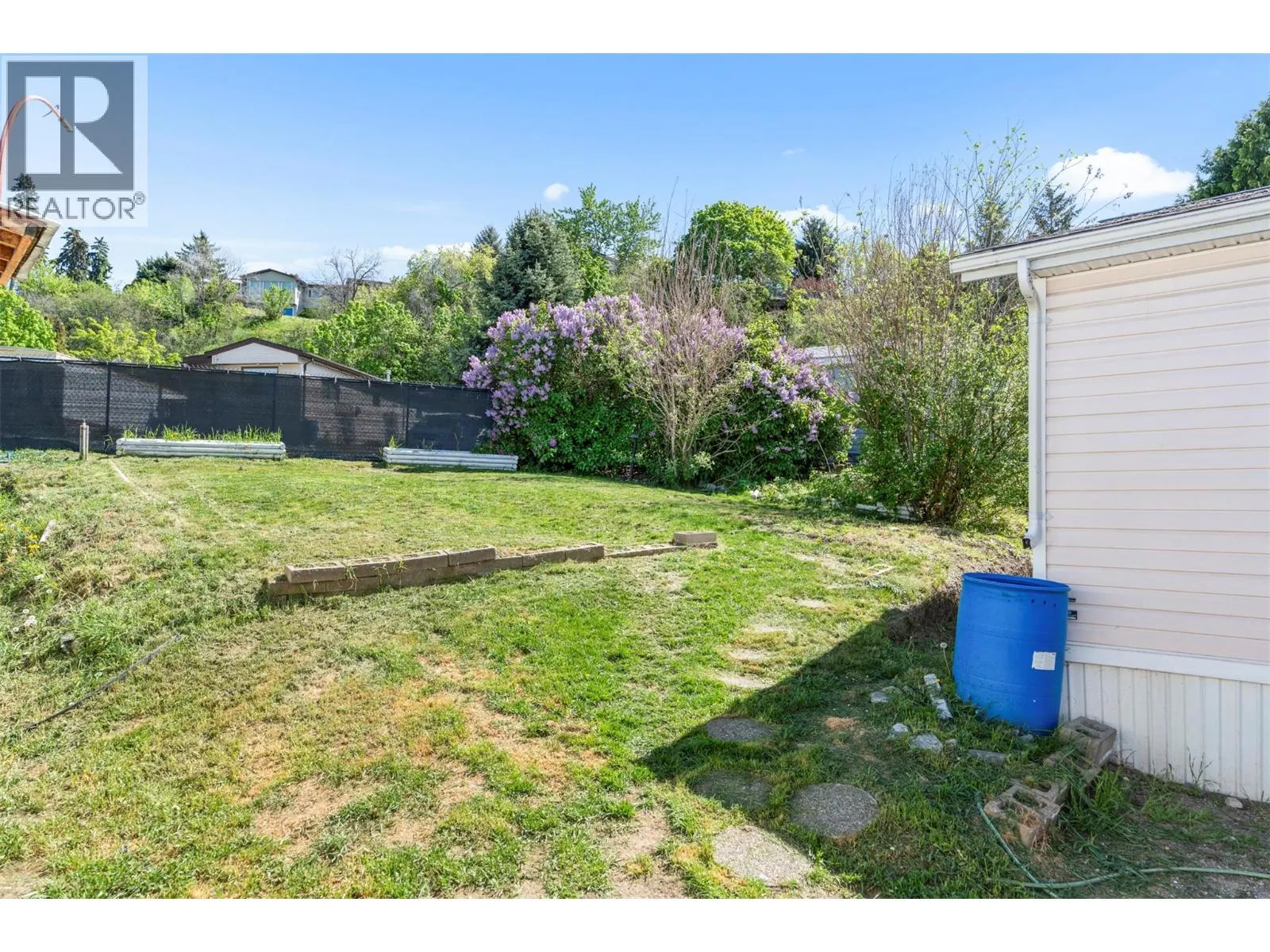 15401 Kalamalka Lake Road Unit# 210