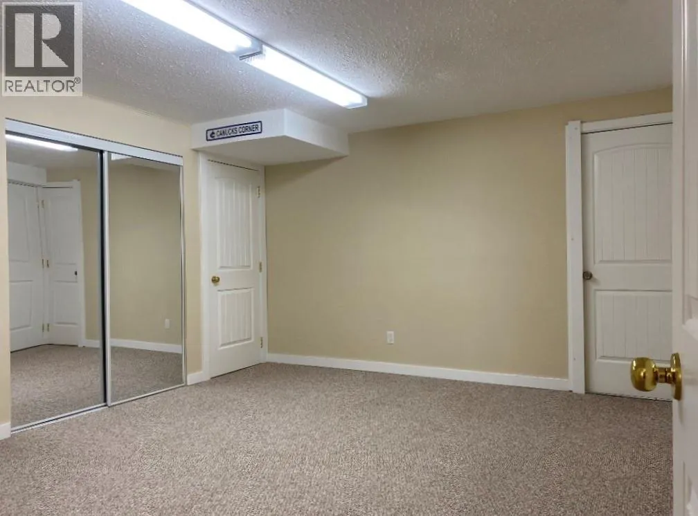 7437 VALLEY HEIGHTS Drive