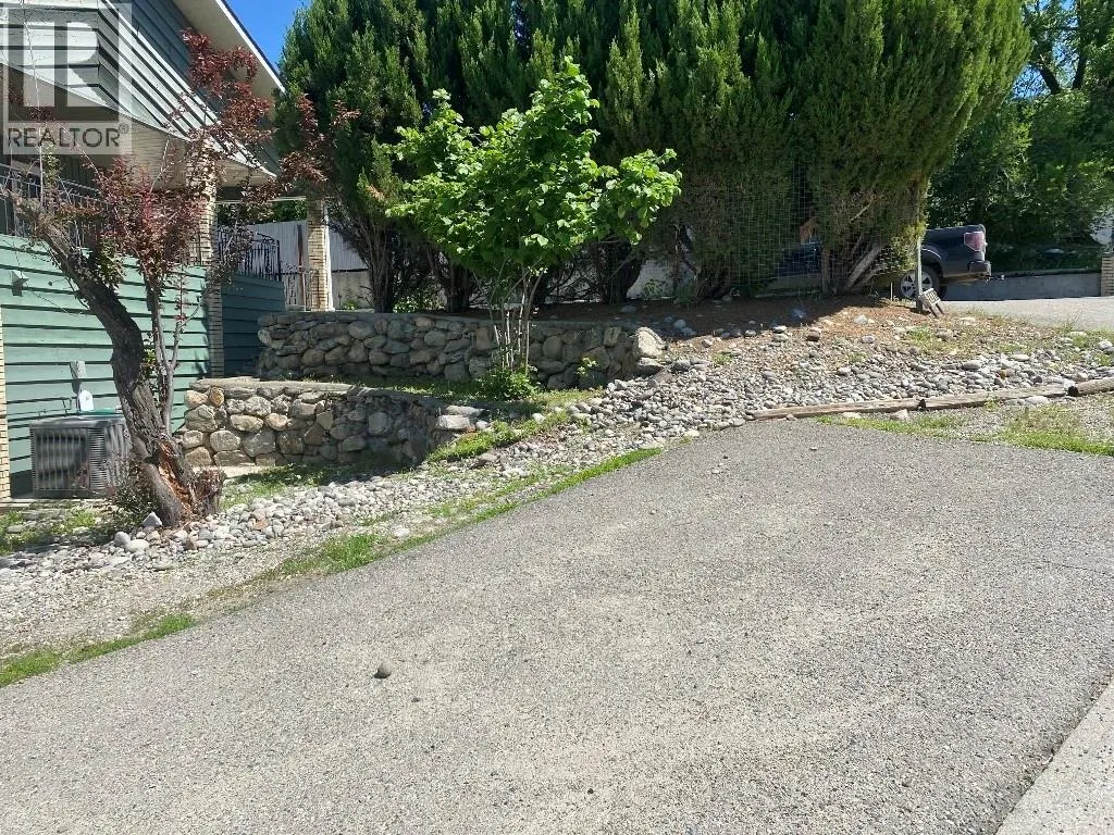 7437 VALLEY HEIGHTS Drive