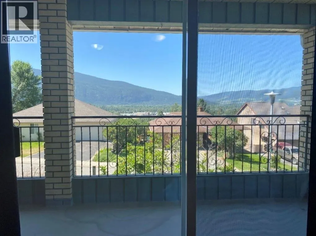 7437 VALLEY HEIGHTS Drive