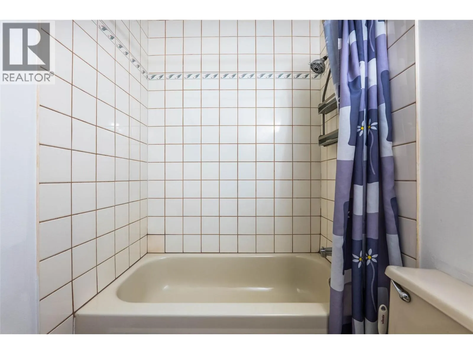 431 Richards Street W