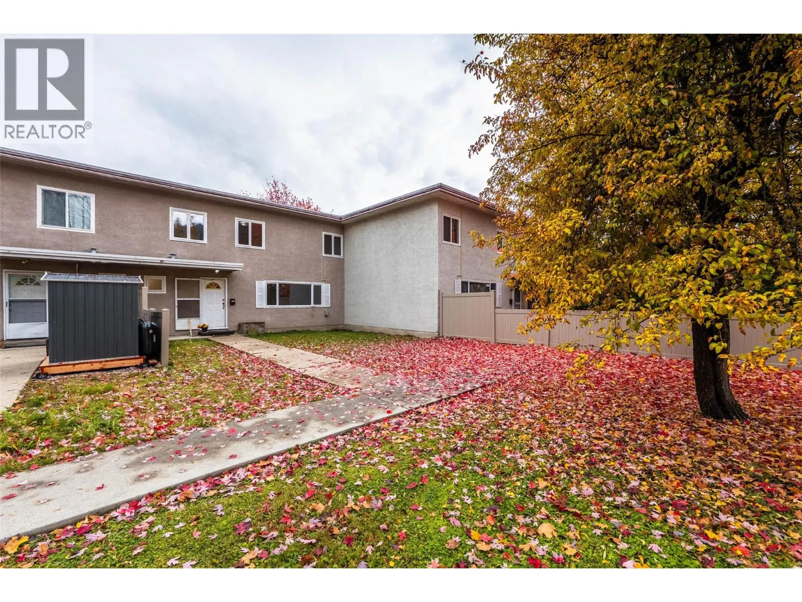 431 Richards Street W