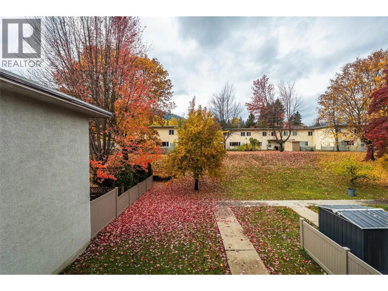 431 Richards Street W