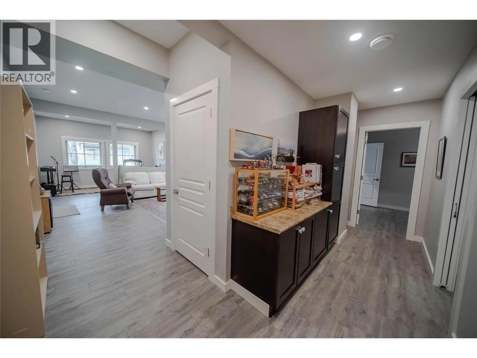 233 BOULDER  NW Creek