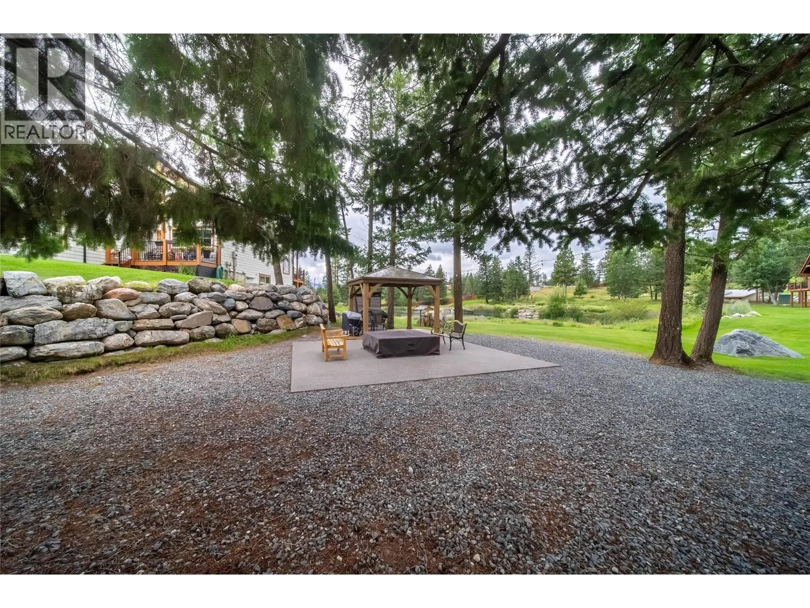 233 BOULDER  NW Creek