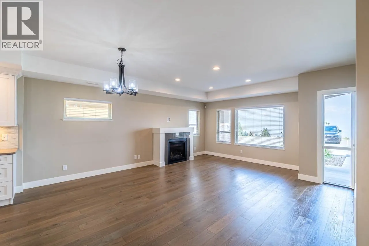 2171 VAN HORNE Drive Unit# 31