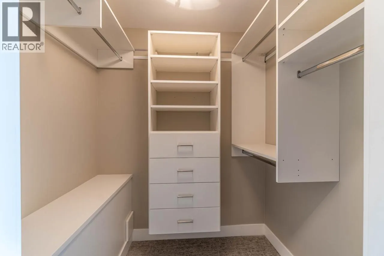 2171 VAN HORNE Drive Unit# 31