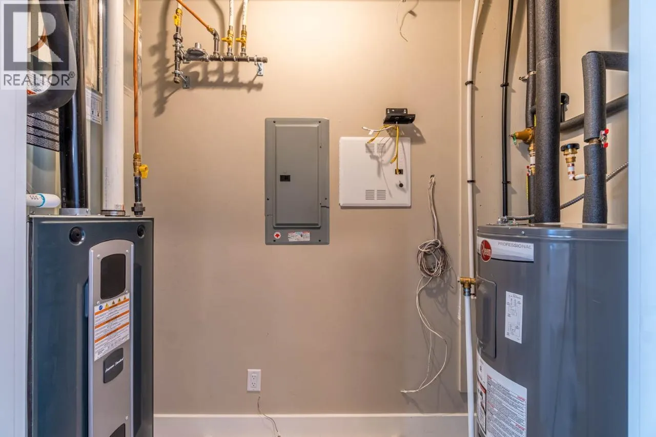 2171 VAN HORNE Drive Unit# 31