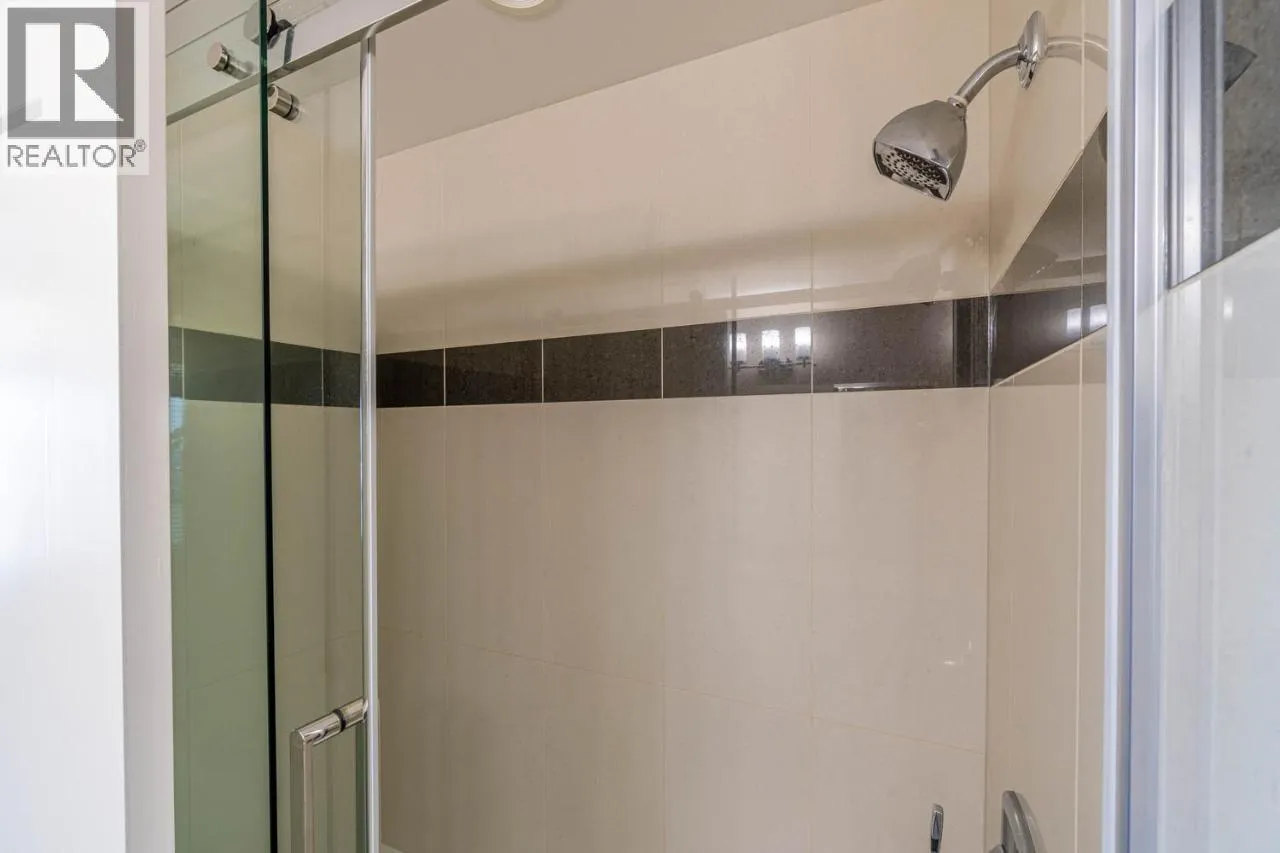 2171 VAN HORNE Drive Unit# 31