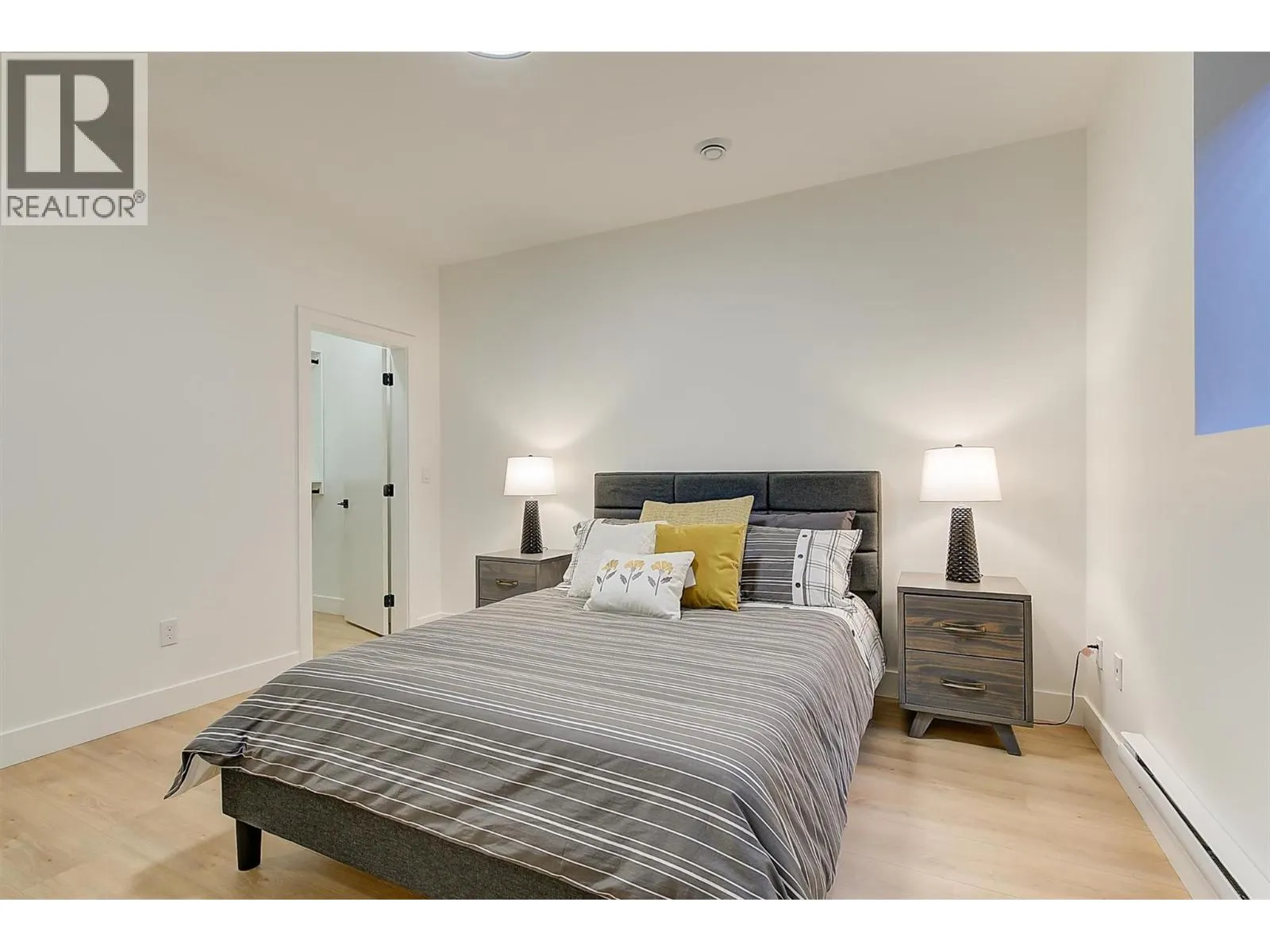 3342 Vineyard View Drive