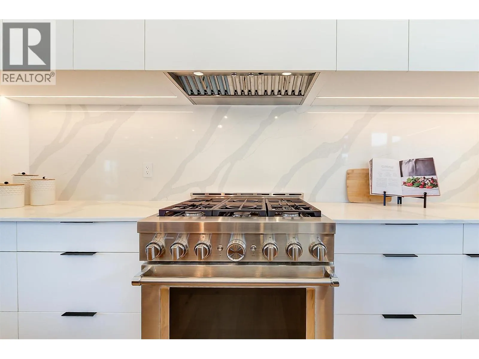 3342 Vineyard View Drive