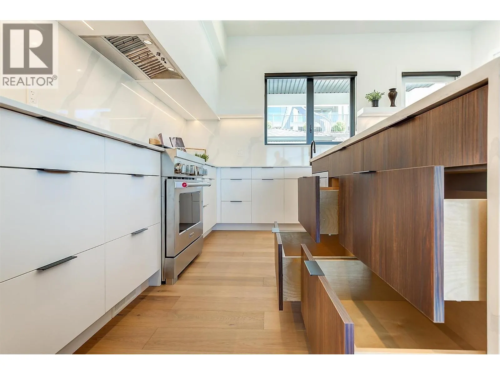 3342 Vineyard View Drive