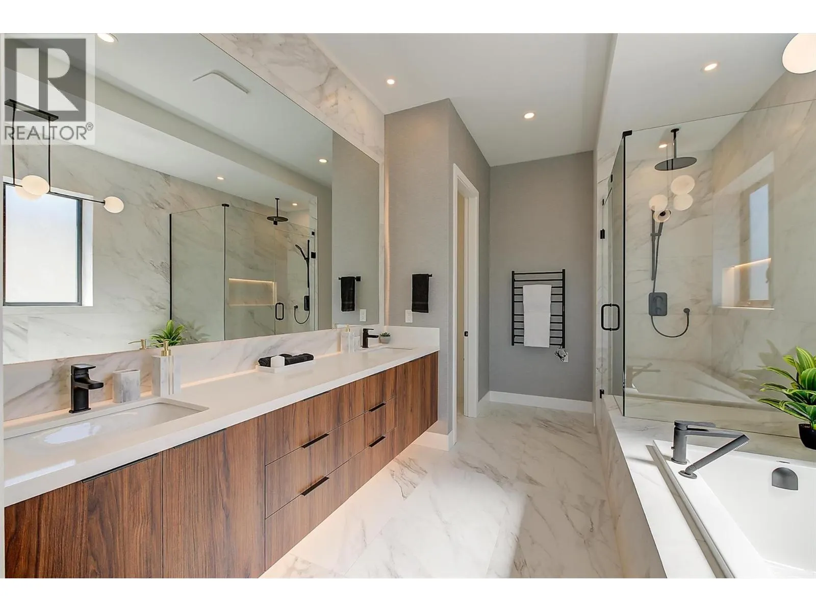 3342 Vineyard View Drive