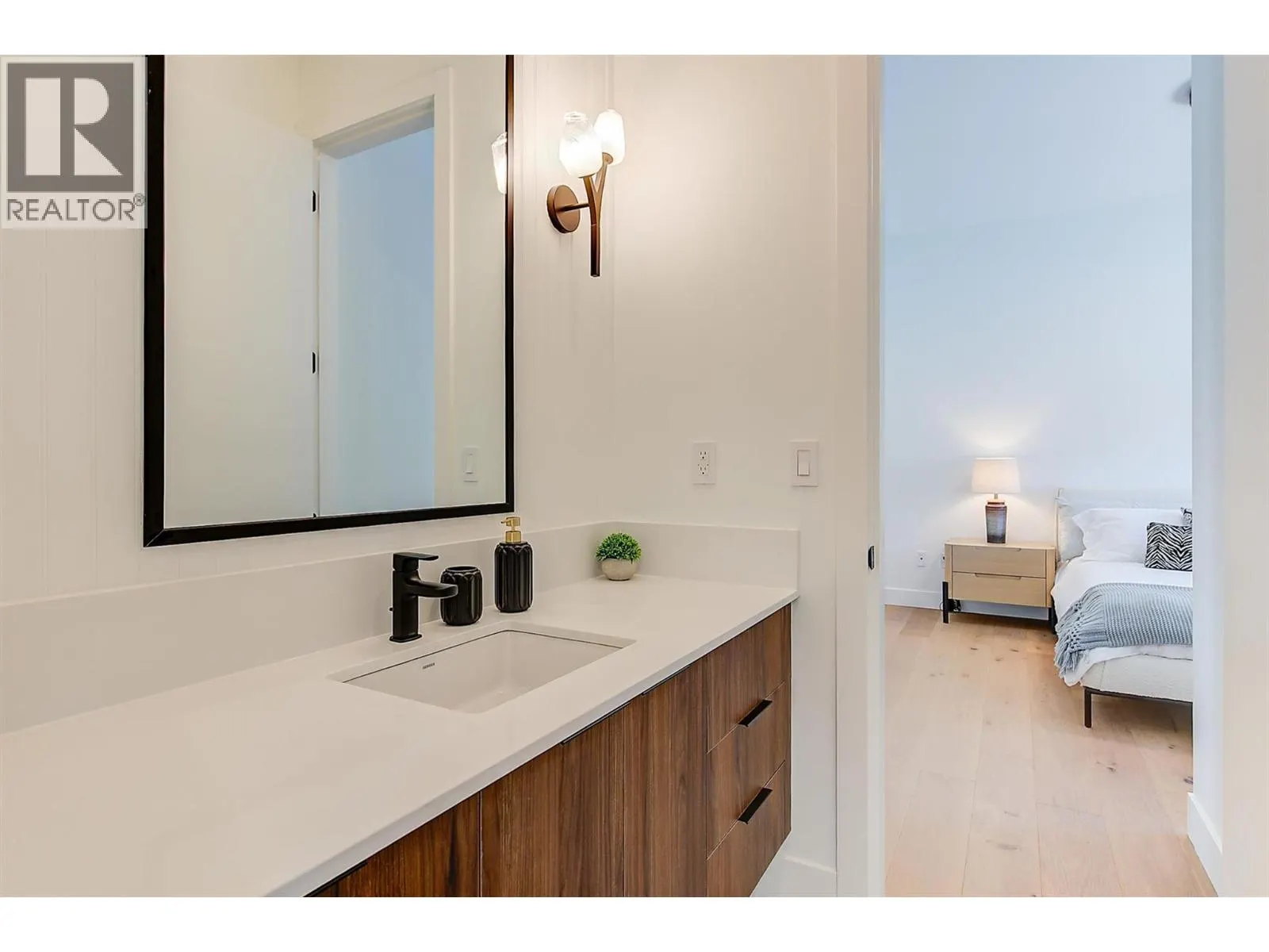 3342 Vineyard View Drive