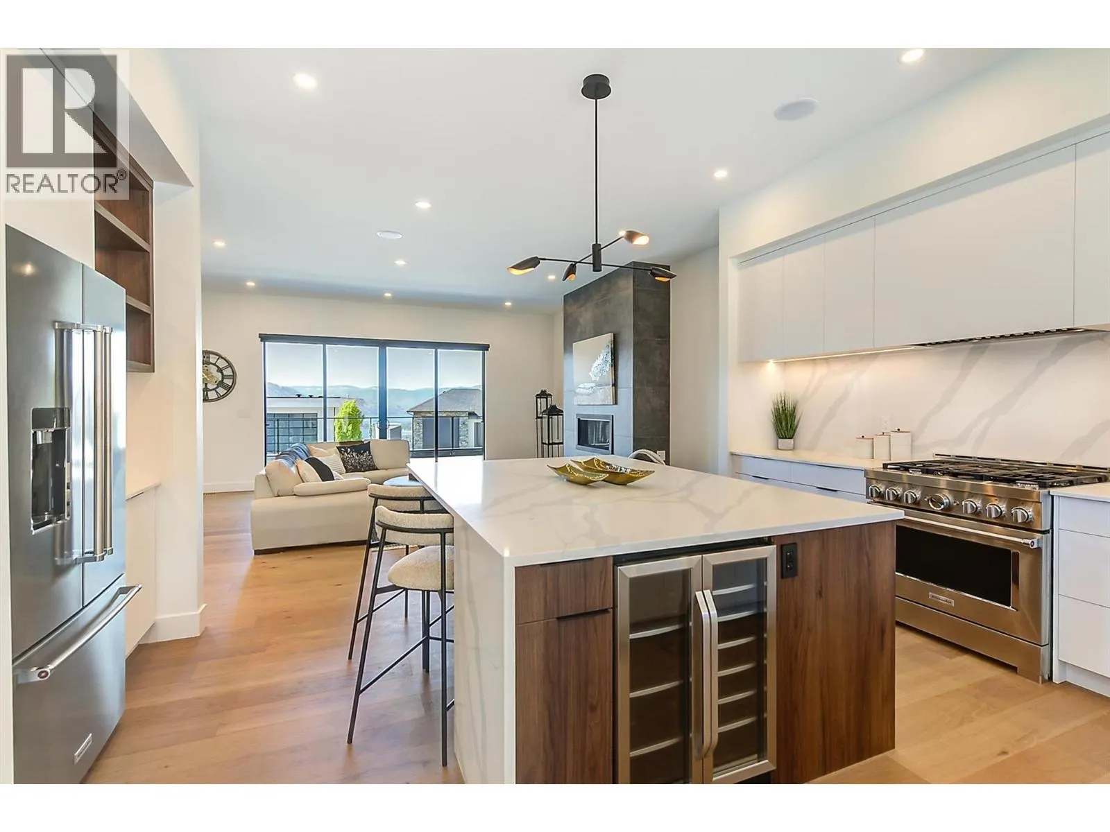 3342 Vineyard View Drive