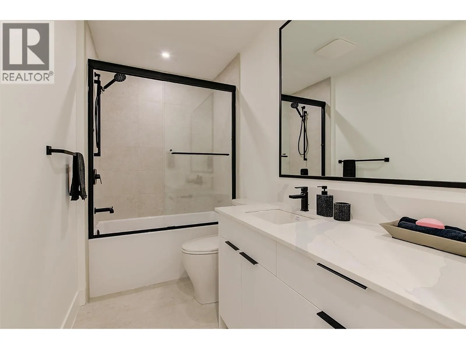 3342 Vineyard View Drive