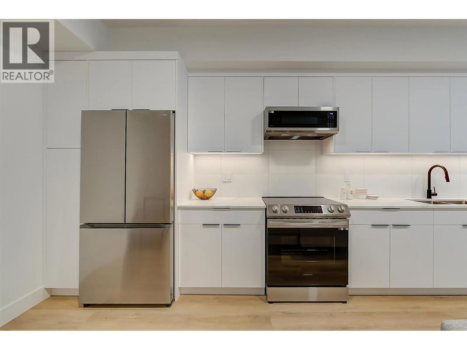 3342 Vineyard View Drive