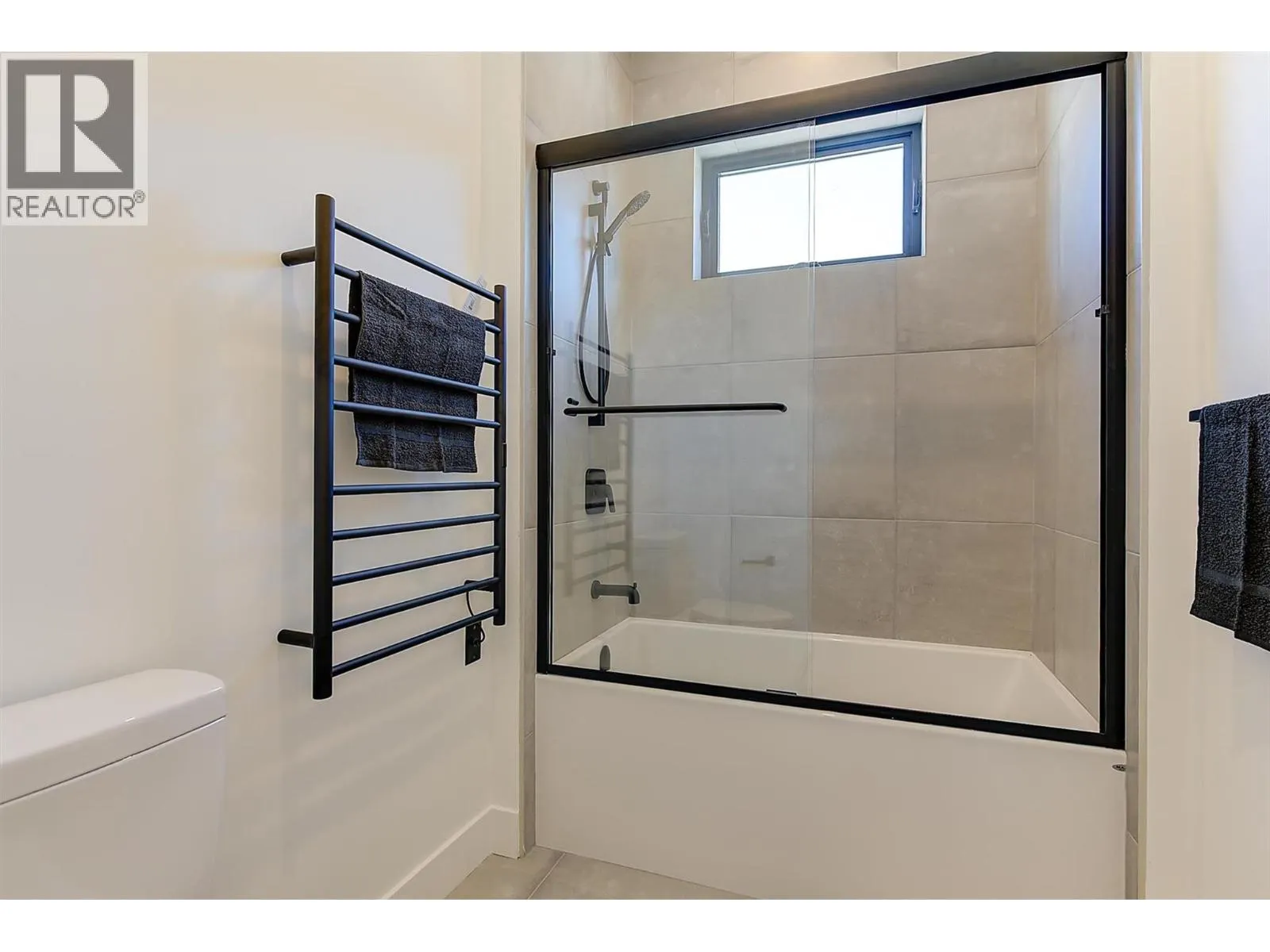 3342 Vineyard View Drive