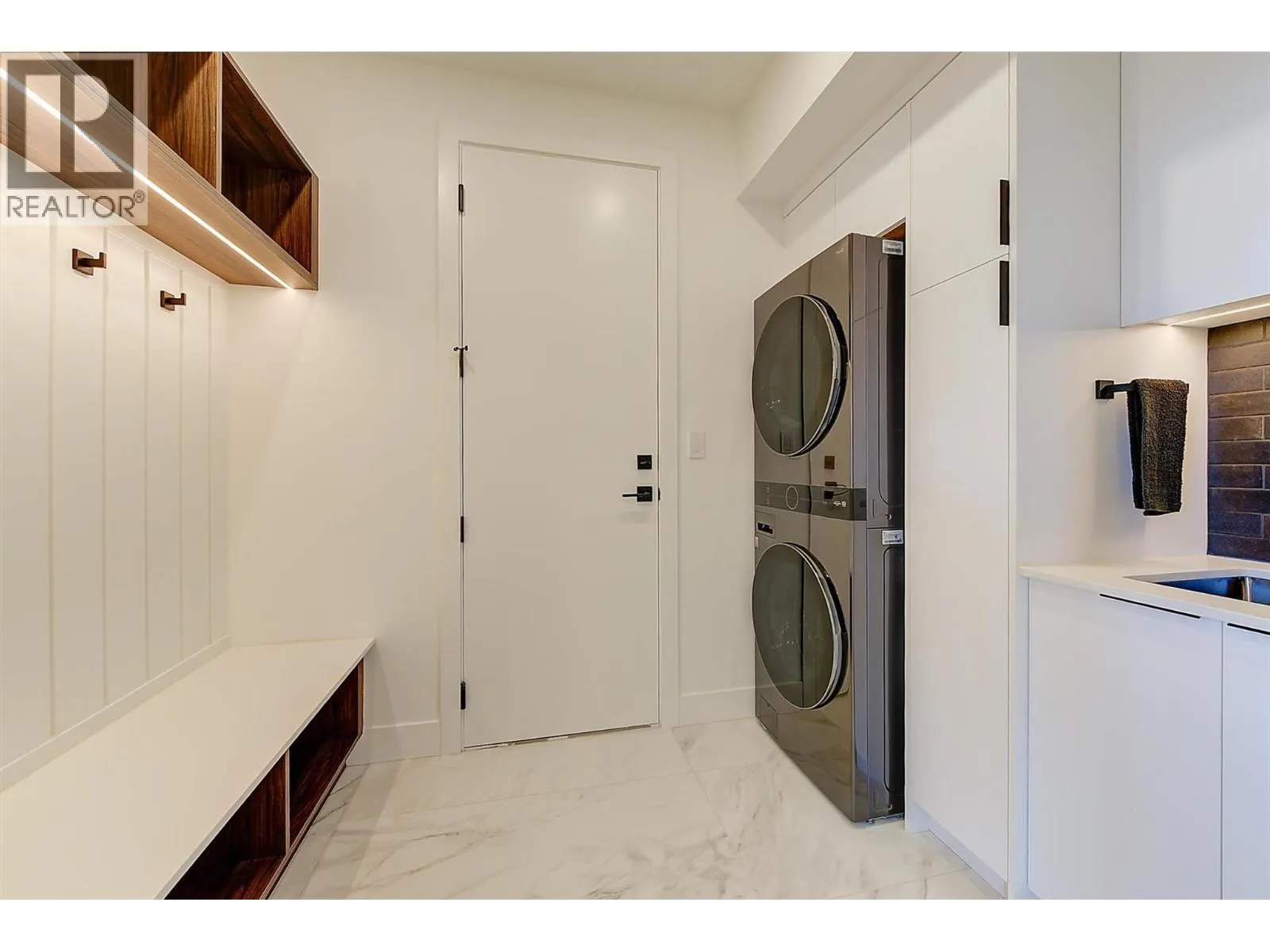 3342 Vineyard View Drive