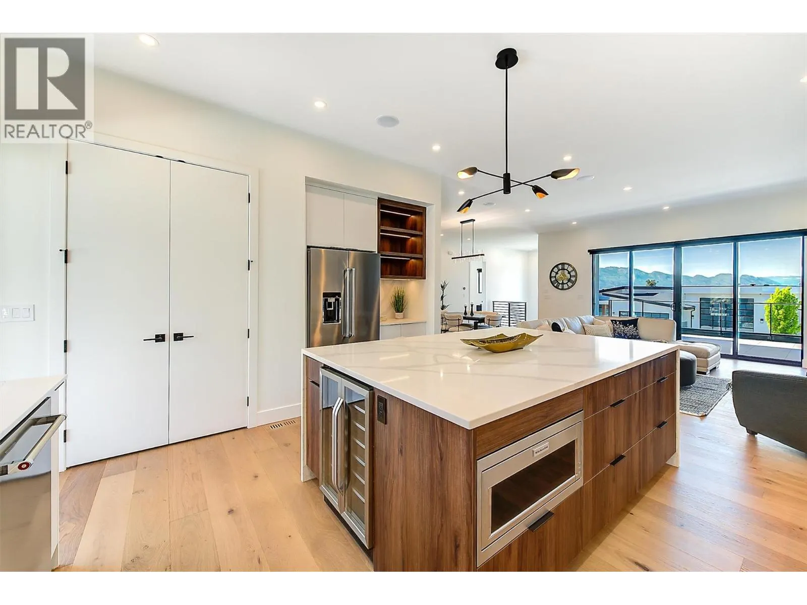 3342 Vineyard View Drive