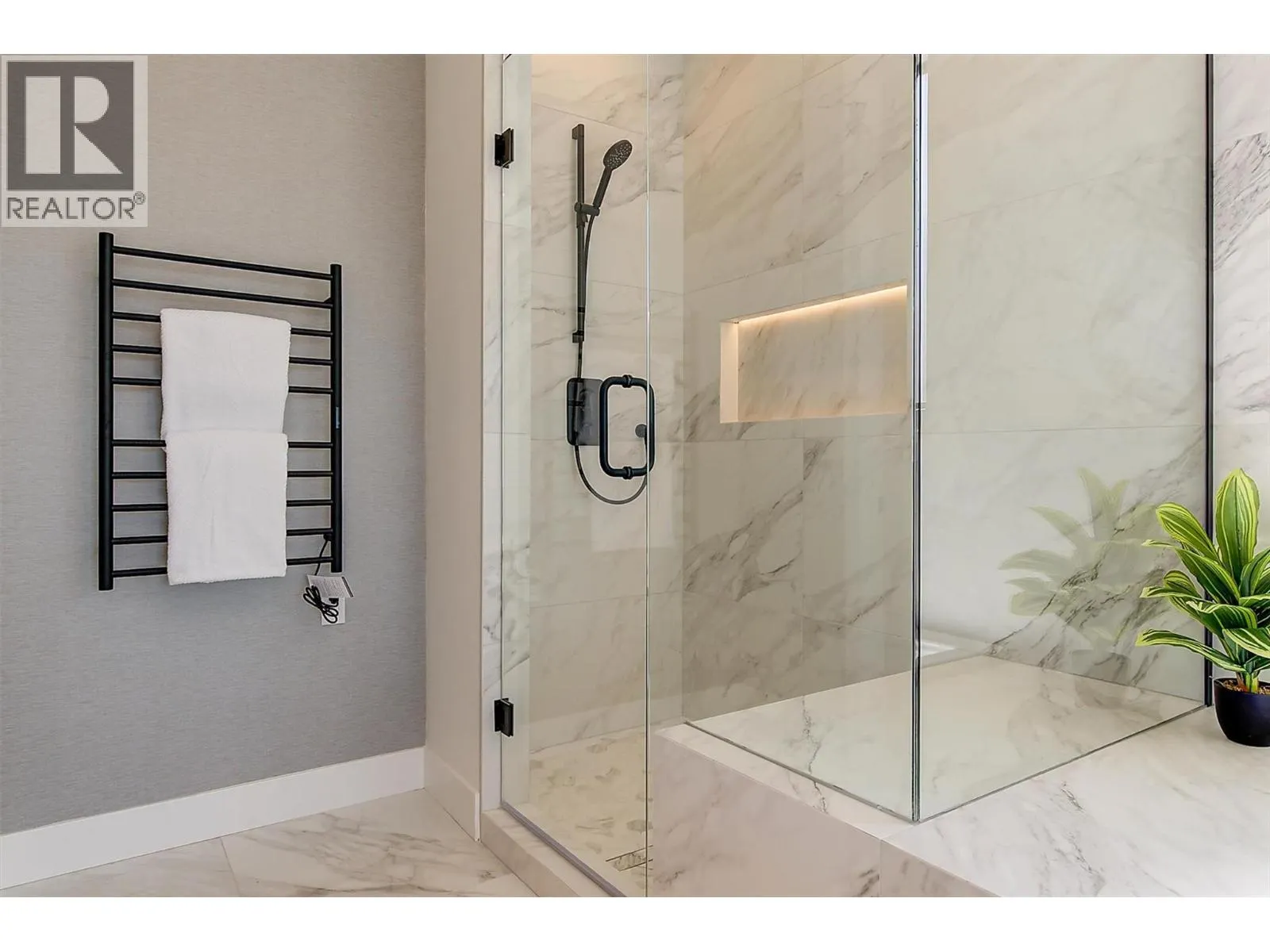 3342 Vineyard View Drive