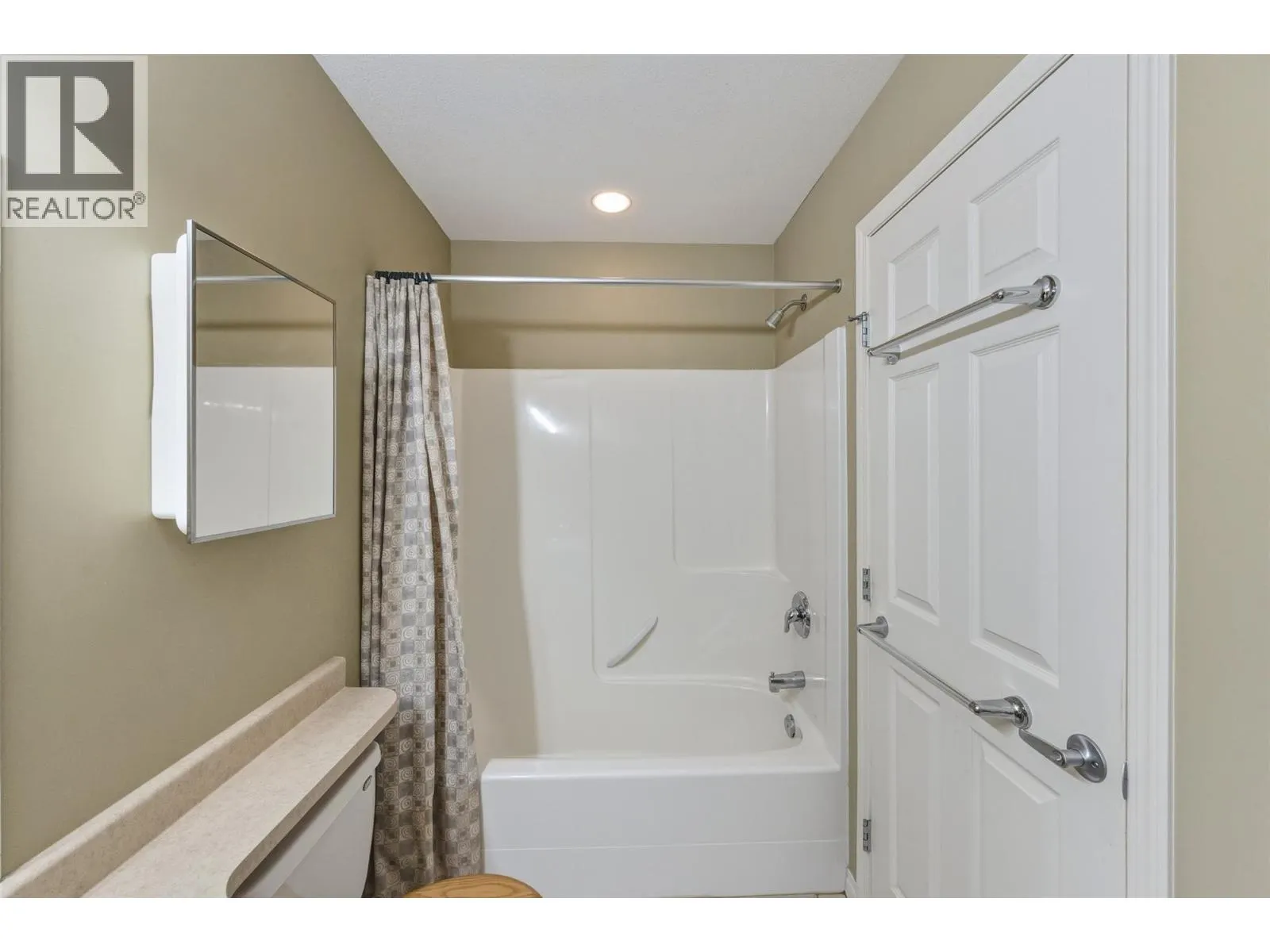 921 Spillway Road Unit# 105A