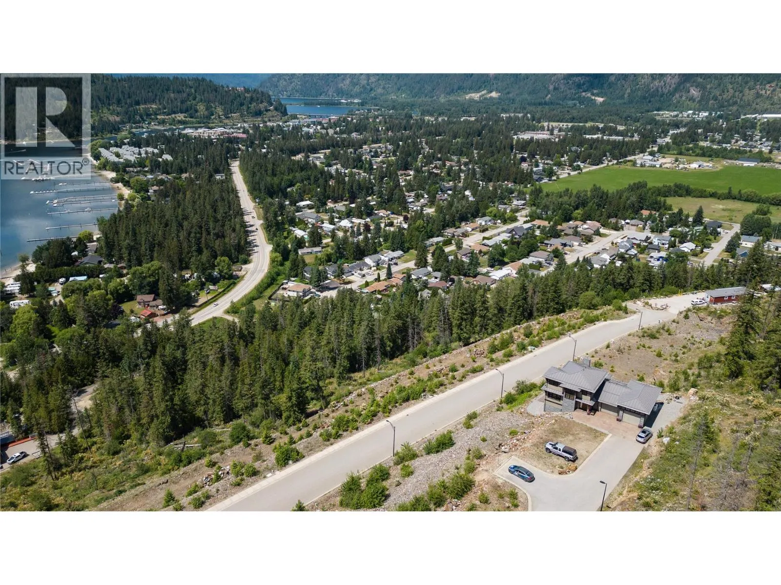 262 Bayview Drive