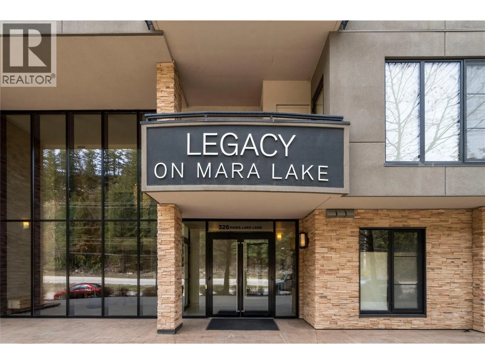 326 Mara Lake Lane Unit# 401