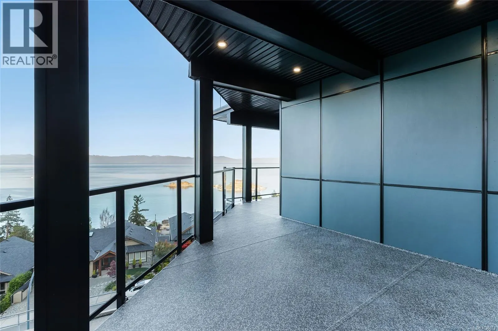 3865 Gulfview Dr