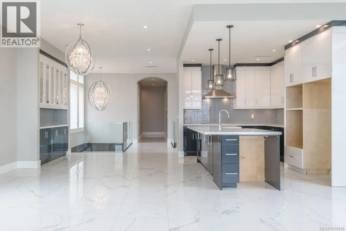 3887 Gulfview Dr