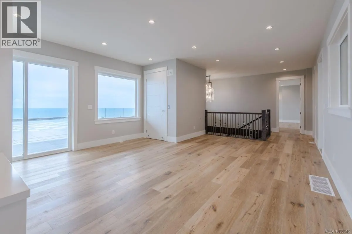 3887 Gulfview Dr