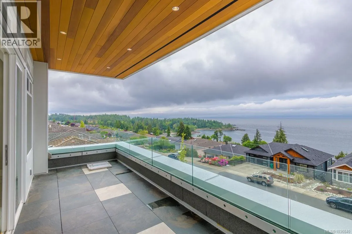 3887 Gulfview Dr