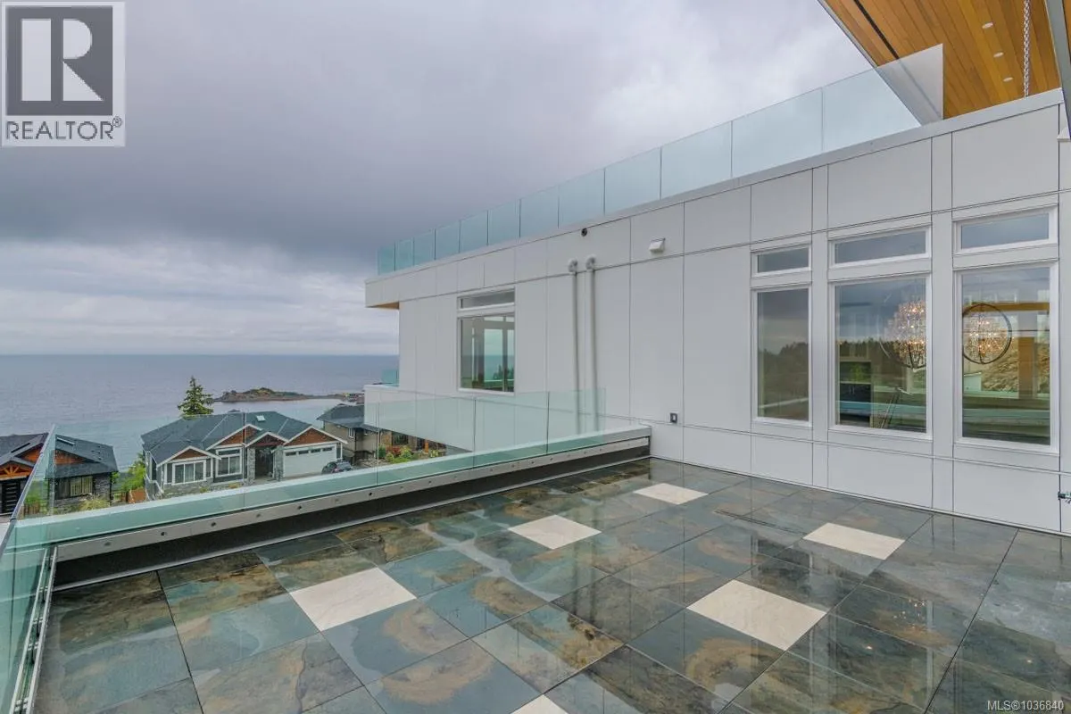 3887 Gulfview Dr