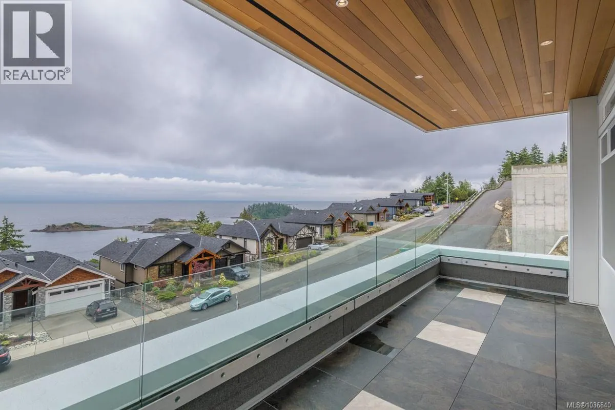 3887 Gulfview Dr
