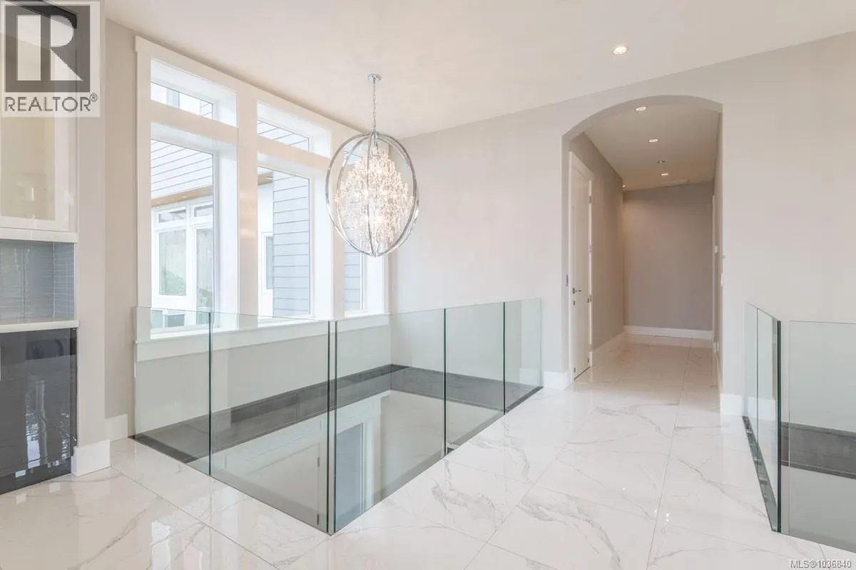 3887 Gulfview Dr