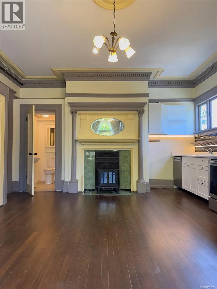 1171 Rockland Ave