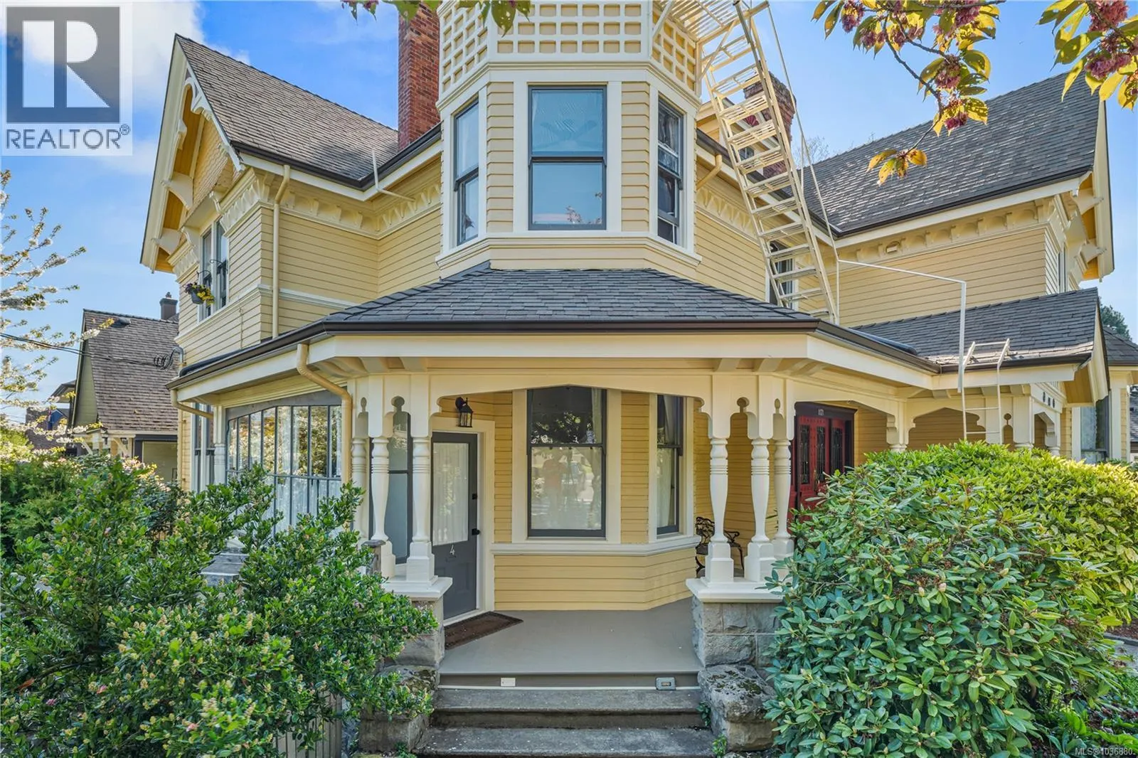 1171 Rockland Ave