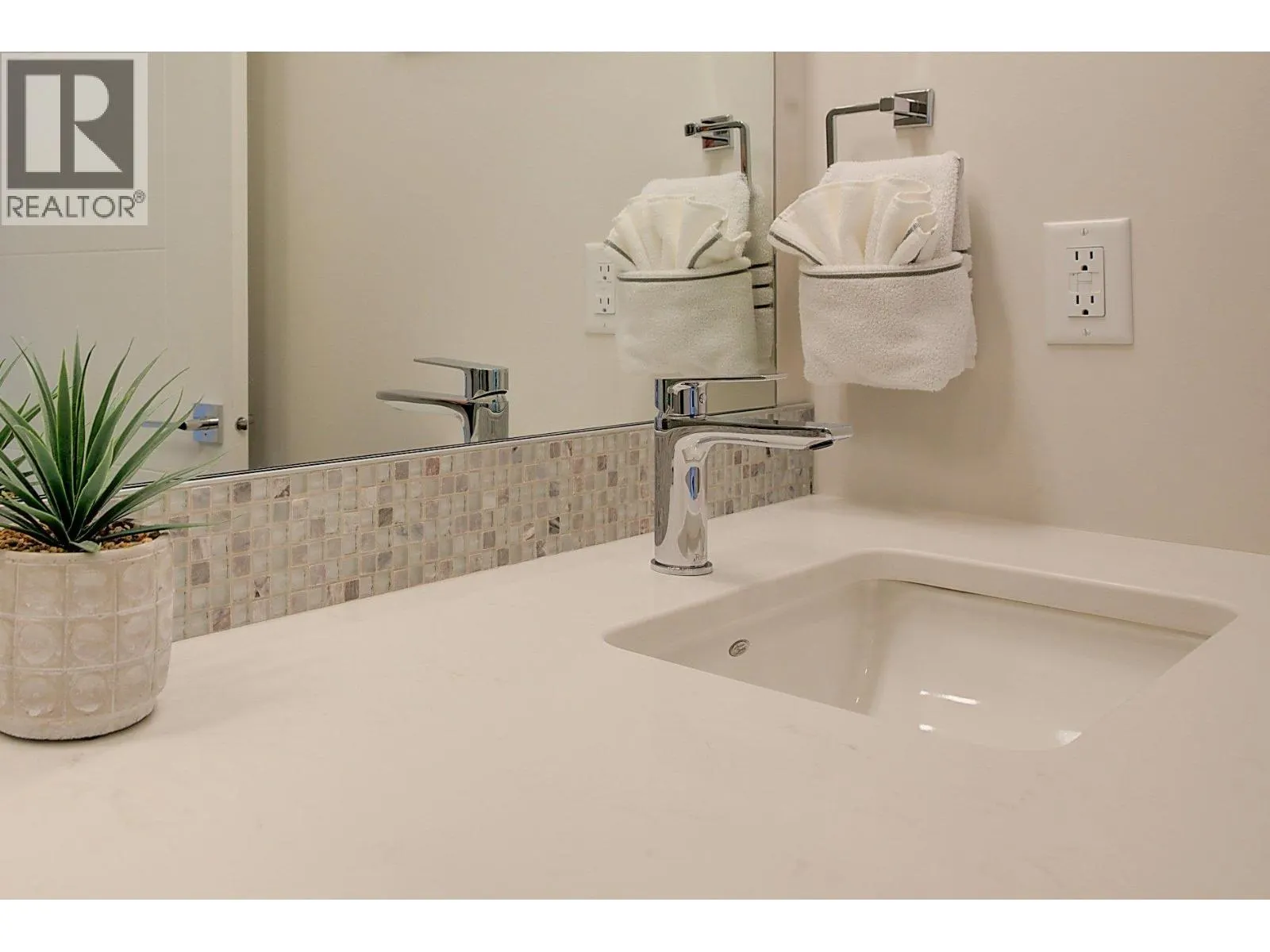 3475 Granite Close Unit# 401