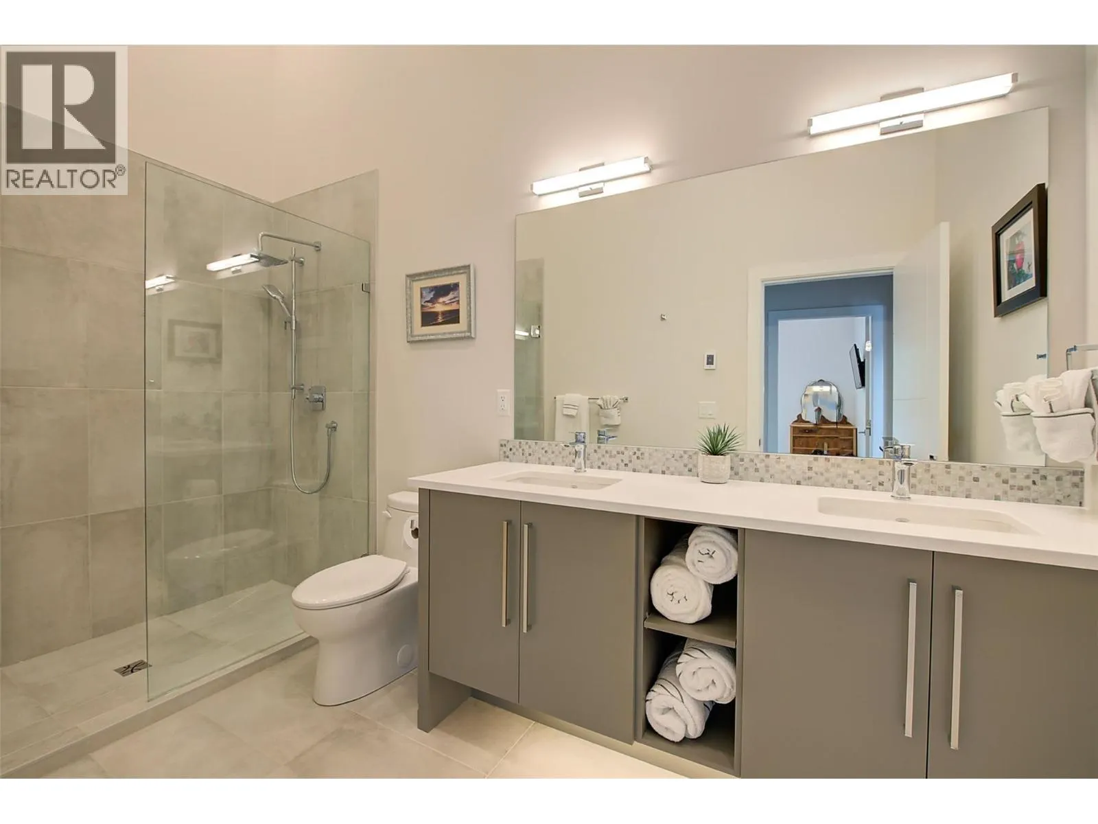 3475 Granite Close Unit# 401
